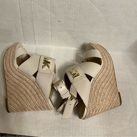 MICHAEL Michael Kors White Leather Wedge Sandals - Picture 7 of 16